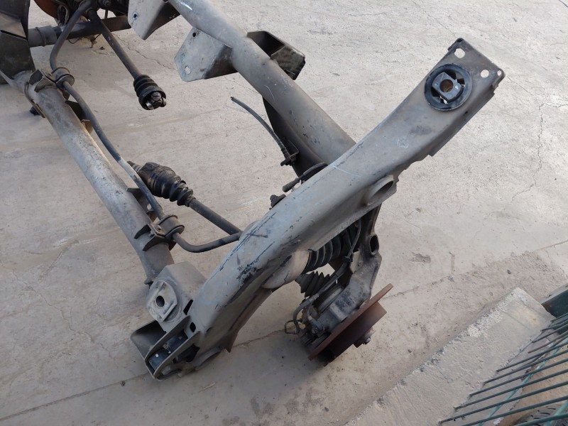 Recambio de puente trasero para renault scénic i monospace (ja0/1_, fa0_) 2.0 16v rx4 referencia OEM IAM   