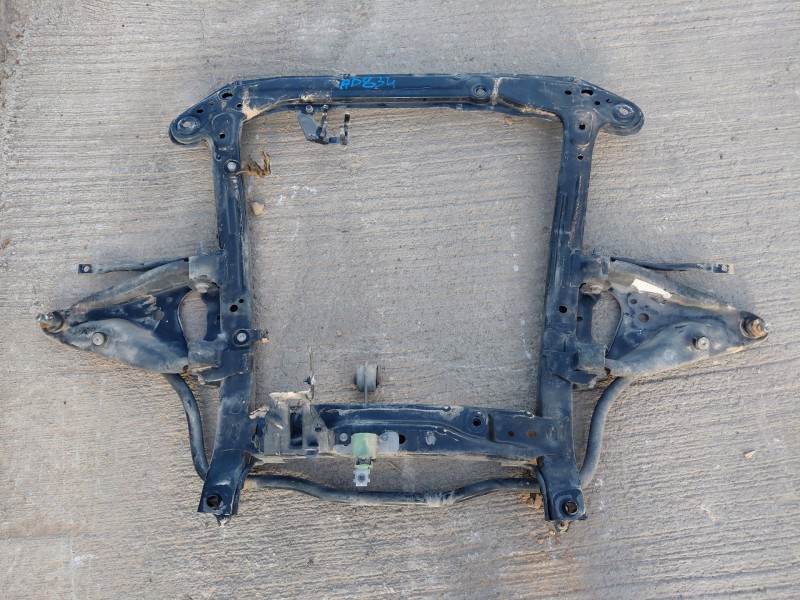 Recambio de puente delantero para dacia sandero essential referencia OEM IAM   