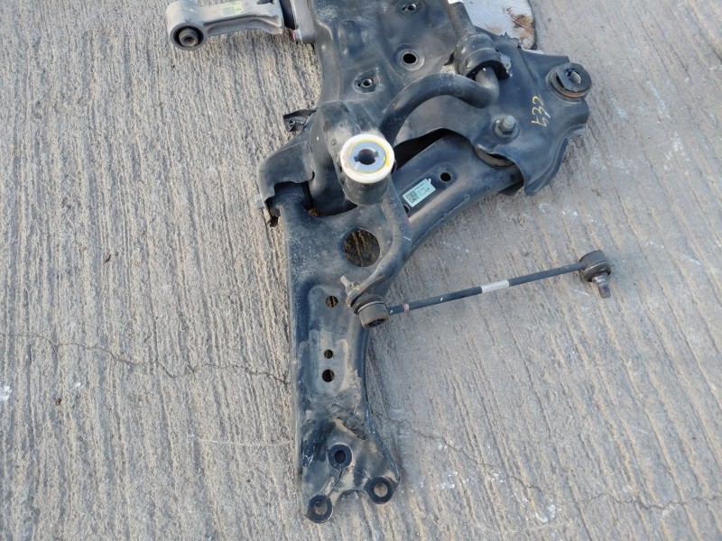 Recambio de puente delantero para hyundai kona hybrid referencia OEM IAM   