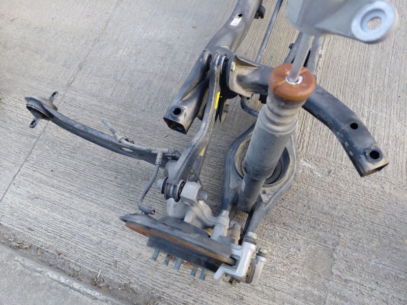 Recambio de puente trasero para hyundai kona hybrid referencia OEM IAM   