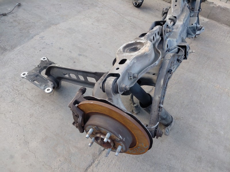 Recambio de puente trasero para opel insignia b grand sport (z18) 1.6 cdti (68) referencia OEM IAM   