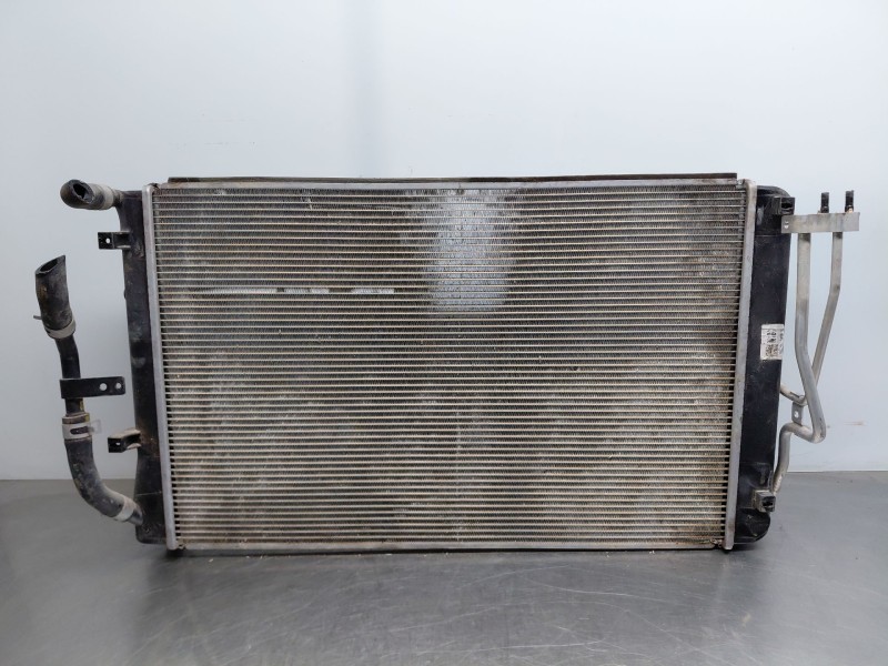 Recambio de radiador agua para hyundai kona hybrid referencia OEM IAM 25308CM100  