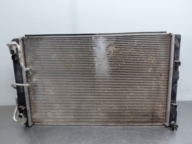 Recambio de radiador agua para hyundai kona hybrid referencia OEM IAM 25308CM100  