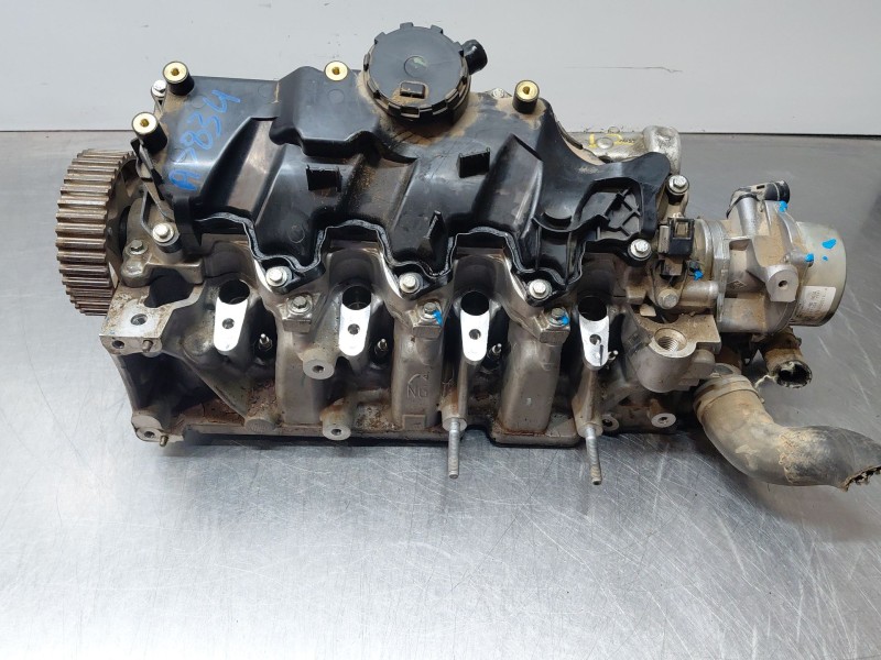 Recambio de culata para dacia sandero essential referencia OEM IAM 110426296R  