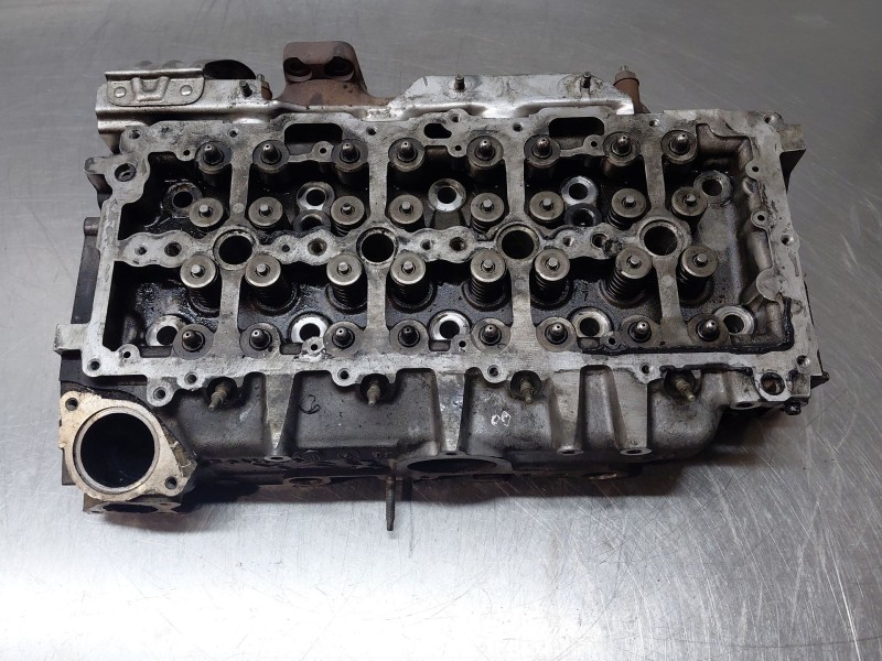 Recambio de culata para peugeot 5008 allure referencia OEM IAM   