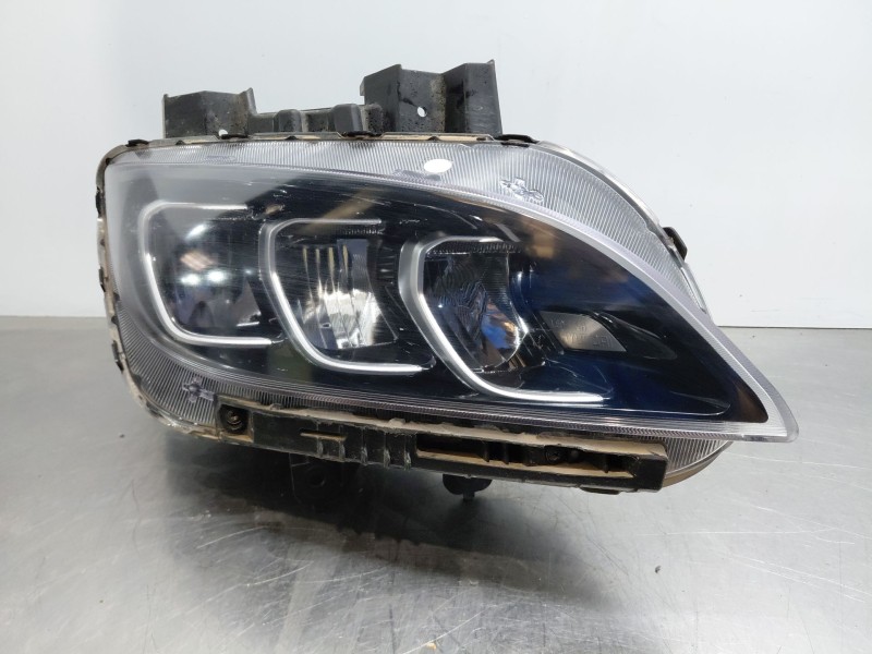 Recambio de faro derecho para hyundai kona hybrid referencia OEM IAM 92102J9600  