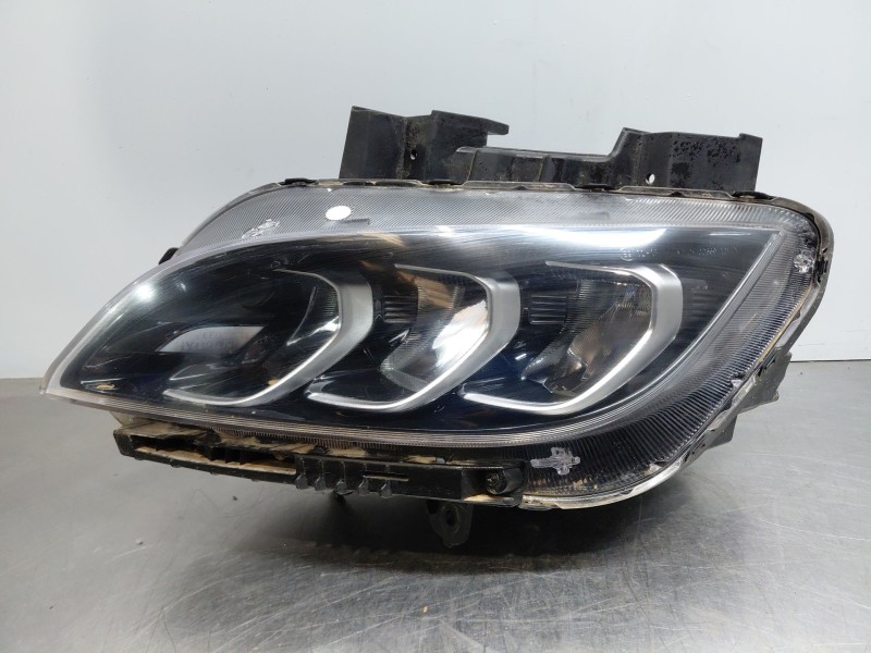 Recambio de faro izquierdo para hyundai kona hybrid referencia OEM IAM 92101J9600  