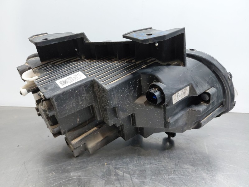 Recambio de faro izquierdo para hyundai kona hybrid referencia OEM IAM 92101J9600  