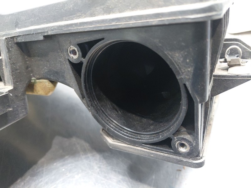Recambio de filtro aire para hyundai kona hybrid referencia OEM IAM 28110CM100  