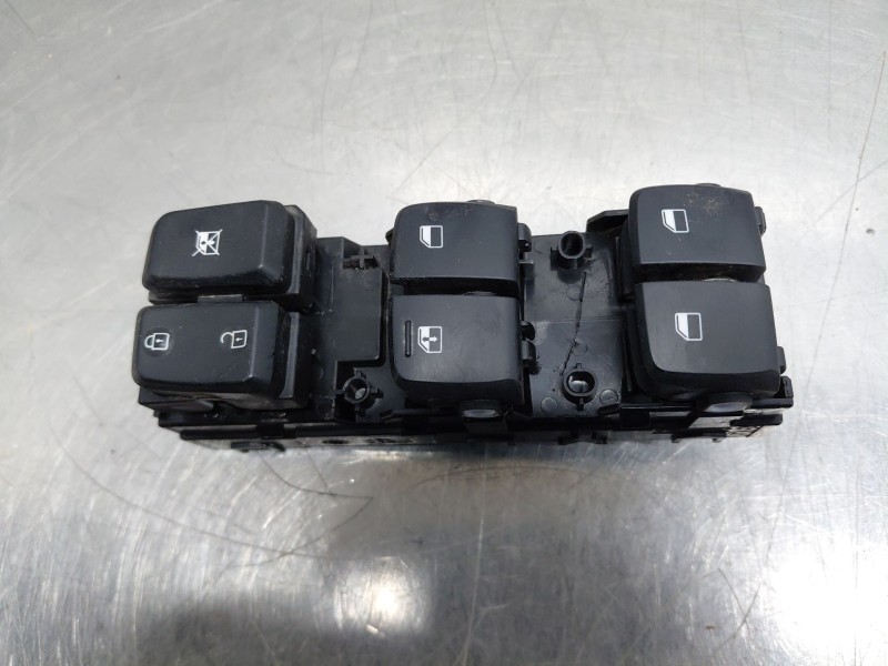 Recambio de mando elevalunas delantero izquierdo para hyundai kona hybrid referencia OEM IAM 93570J9150TMT  