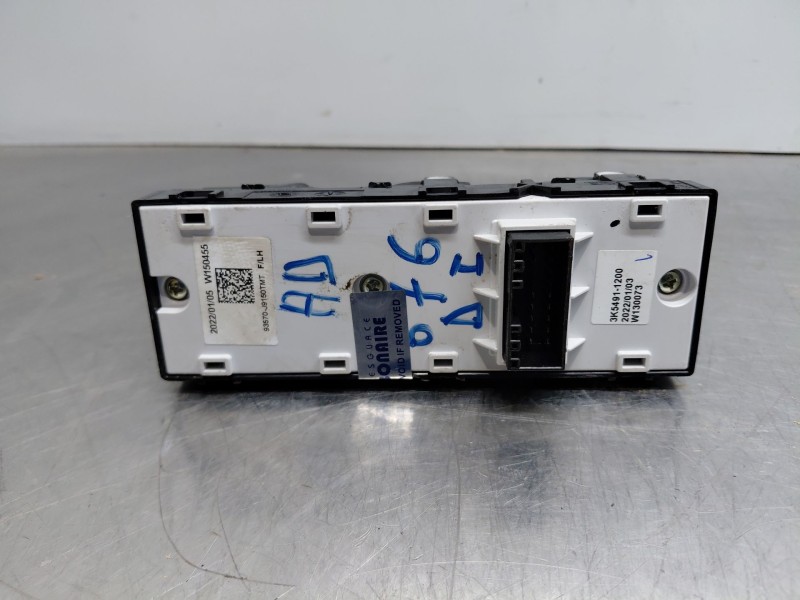 Recambio de mando elevalunas delantero izquierdo para hyundai kona hybrid referencia OEM IAM 93570J9150TMT  