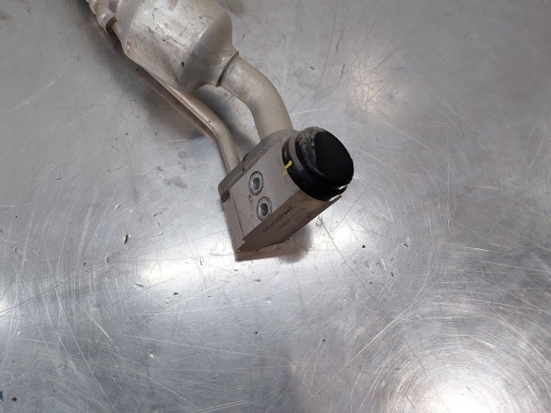 Recambio de tubos aire acondicionado para hyundai kona hybrid referencia OEM IAM 97775CM000  