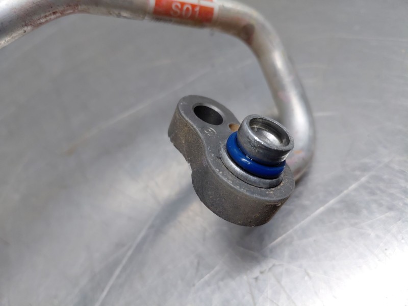 Recambio de tubos aire acondicionado para hyundai kona hybrid referencia OEM IAM 97762CM000  