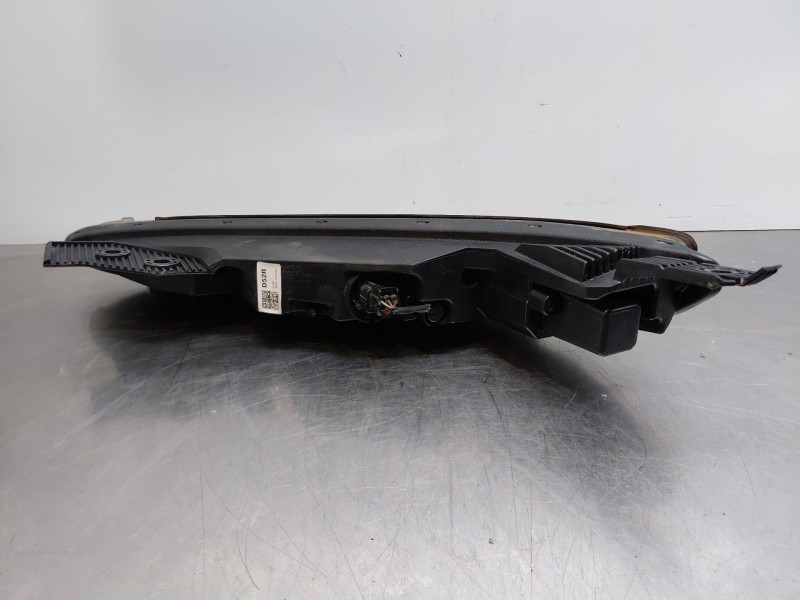 Recambio de piloto delantero derecho para hyundai kona hybrid referencia OEM IAM 92208J9600  