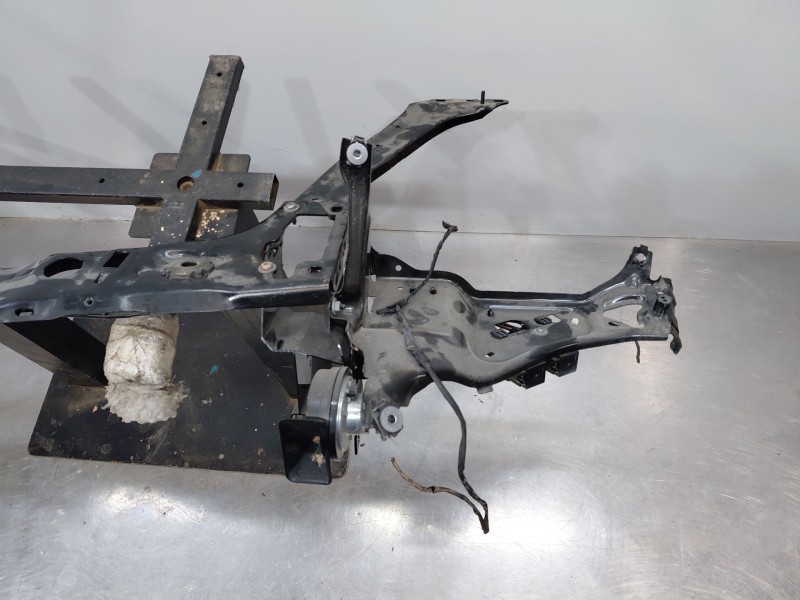 Recambio de travesaño superior para mini mini countryman (f60) cooper referencia OEM IAM 51647434544  