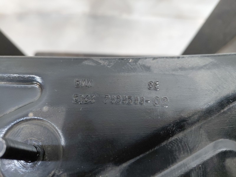 Recambio de travesaño superior para mini mini countryman (f60) cooper referencia OEM IAM 51647434544  
