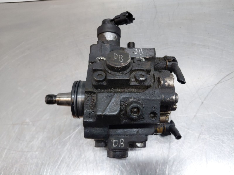 Recambio de bomba inyeccion para kia carens ( ) drive referencia OEM IAM   