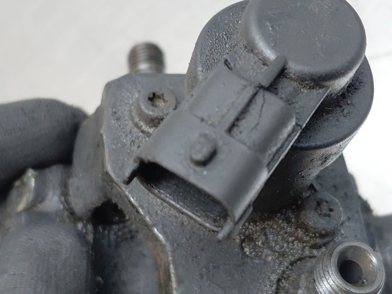 Recambio de bomba inyeccion para kia carens ( ) drive referencia OEM IAM   