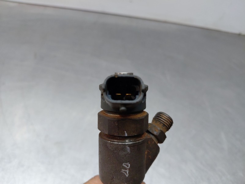 Recambio de inyector para peugeot rifter 1.5 bluehdi 75 (ecyhw) referencia OEM IAM 0445110955  