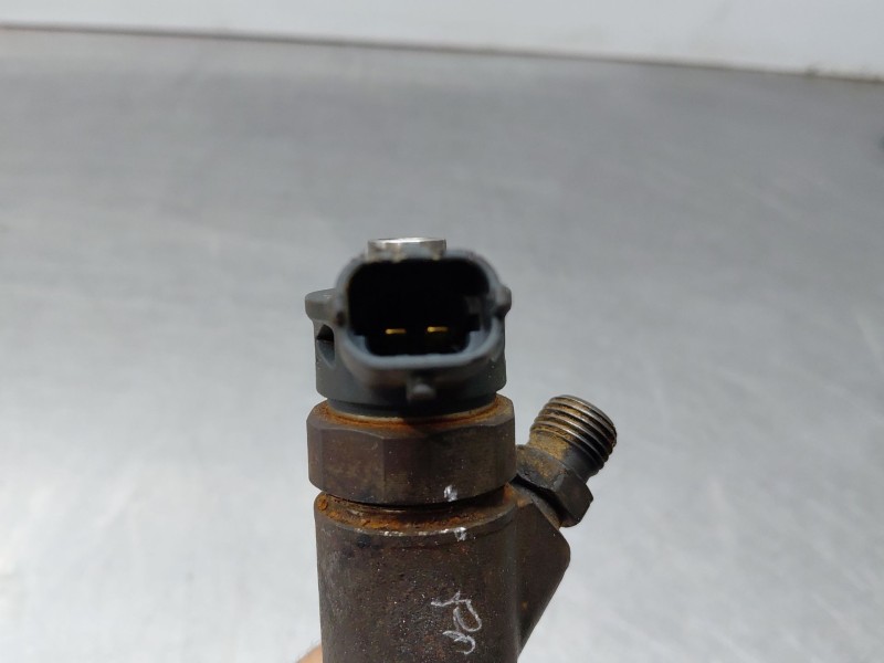Recambio de inyector para peugeot rifter 1.5 bluehdi 75 (ecyhw) referencia OEM IAM 0445110955  