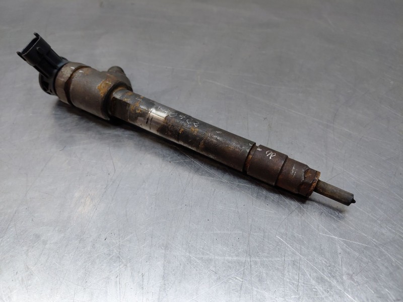 Recambio de inyector para peugeot rifter 1.5 bluehdi 75 (ecyhw) referencia OEM IAM 0445110955  