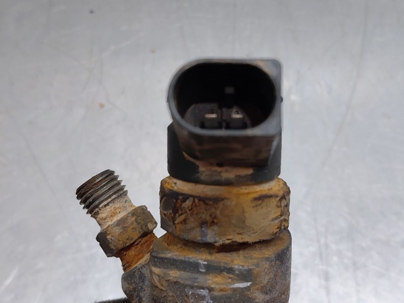 Recambio de inyector para bmw serie 1 lim. (f20) sport referencia OEM IAM 0445110289  