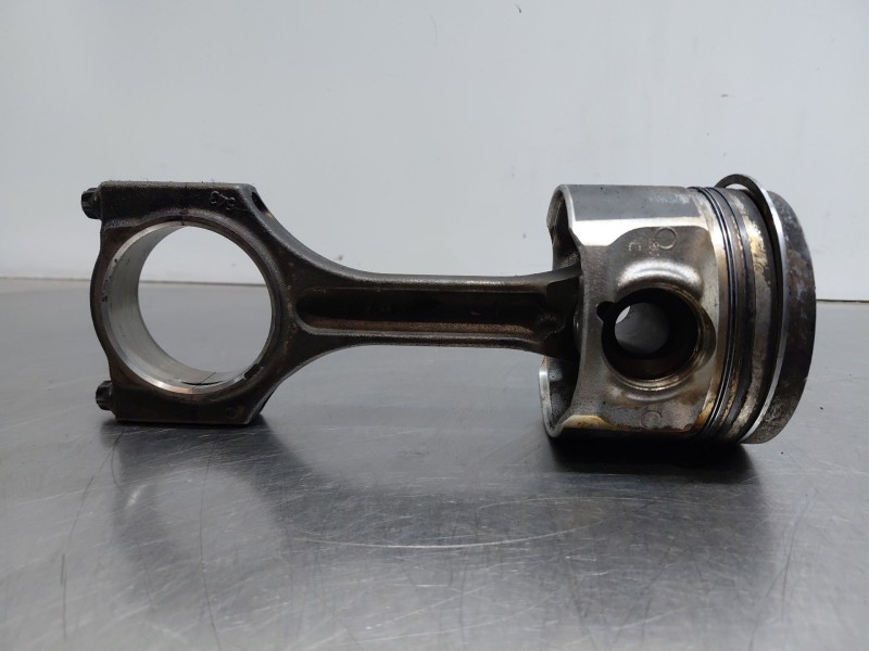 Recambio de biela para bmw serie 1 lim. (f20) sport referencia OEM IAM 11248473777  