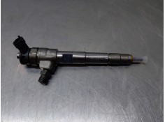 Recambio de inyector para dacia sandero essential referencia OEM IAM 0445110800  