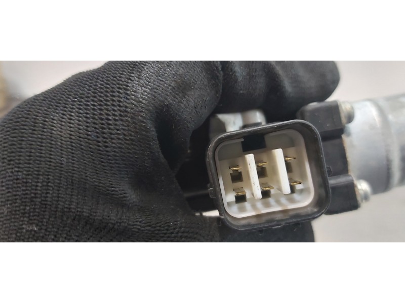 Recambio de elevalunas delantero derecho para citroen c-crosser exclusive referencia OEM IAM 9222CS   Recambio de elevalunas delantero derecho para citroen c-crosser exclusive referencia OEM IAM 9222CS