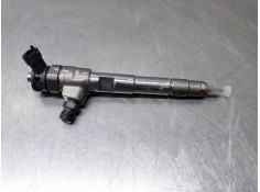 Recambio de inyector para dacia sandero essential referencia OEM IAM 0445110800  