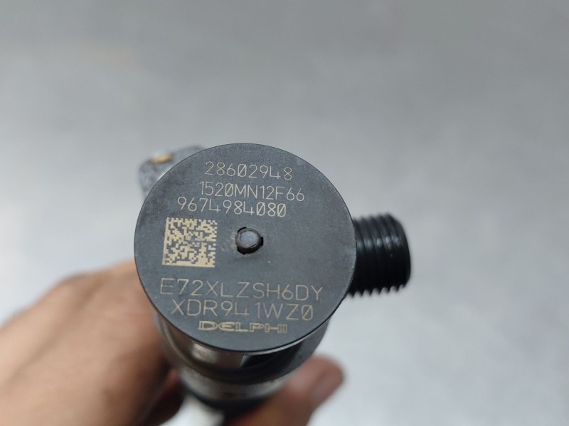 Recambio de inyector para peugeot 508 active referencia OEM IAM   