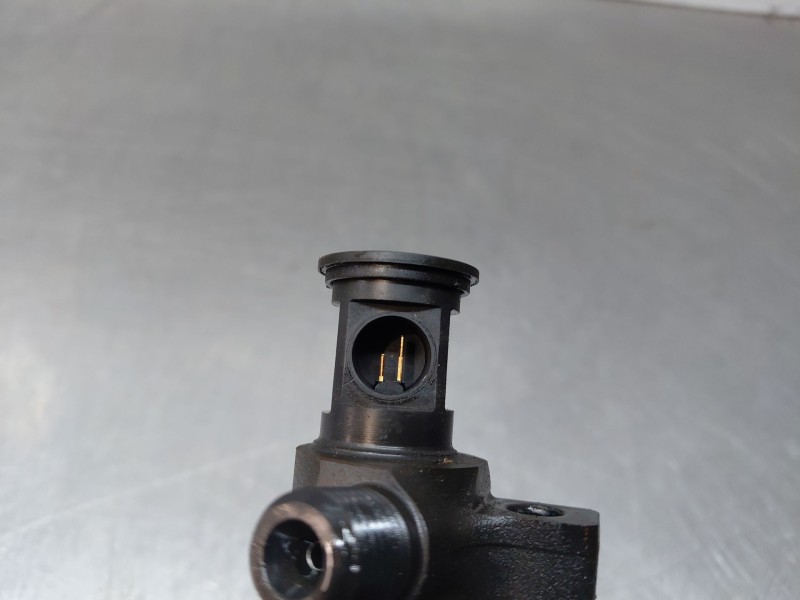 Recambio de inyector para peugeot 508 active referencia OEM IAM   