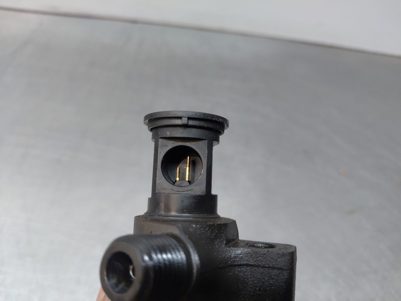 Recambio de inyector para peugeot 508 active referencia OEM IAM   