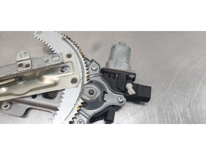 Recambio de elevalunas delantero derecho para citroen c-crosser exclusive referencia OEM IAM 9222CS   Recambio de elevalunas delantero derecho para citroen c-crosser exclusive referencia OEM IAM 9222CS