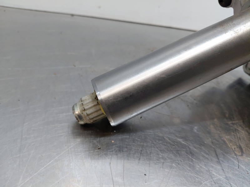 Recambio de columna direccion para hyundai kona hybrid referencia OEM IAM 56310CM281  