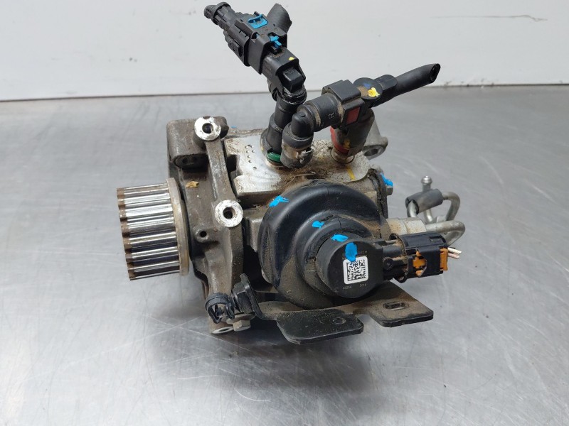 Recambio de bomba inyeccion para dacia sandero essential referencia OEM IAM 167003606R 0045010763 