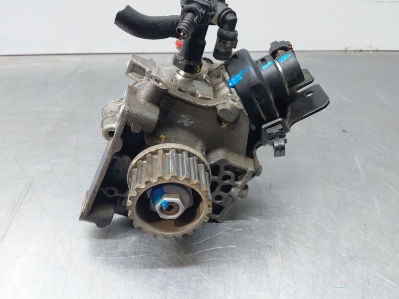 Recambio de bomba inyeccion para dacia sandero essential referencia OEM IAM 167003606R 0045010763 