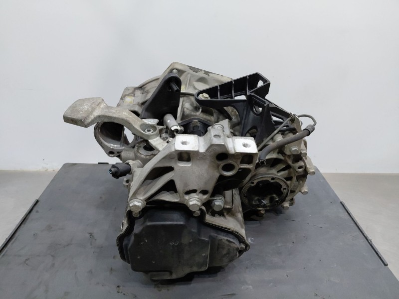 Recambio de caja cambios para seat leon (1p1) 1.6 tdi referencia OEM IAM   
