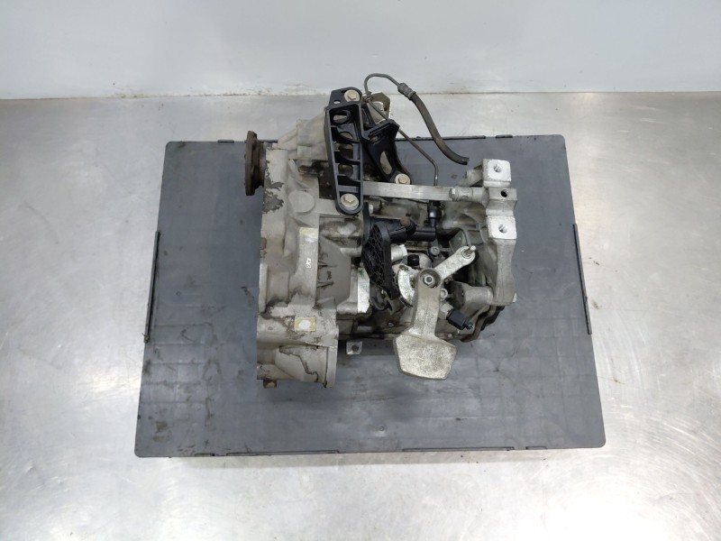 Recambio de caja cambios para seat leon (1p1) 1.6 tdi referencia OEM IAM   