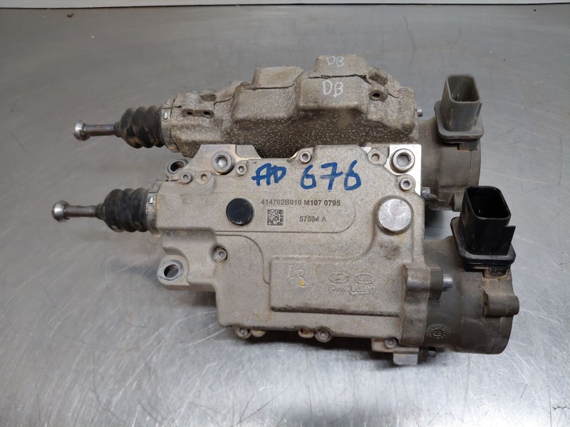 Recambio de bomba embrague para hyundai kona hybrid referencia OEM IAM   