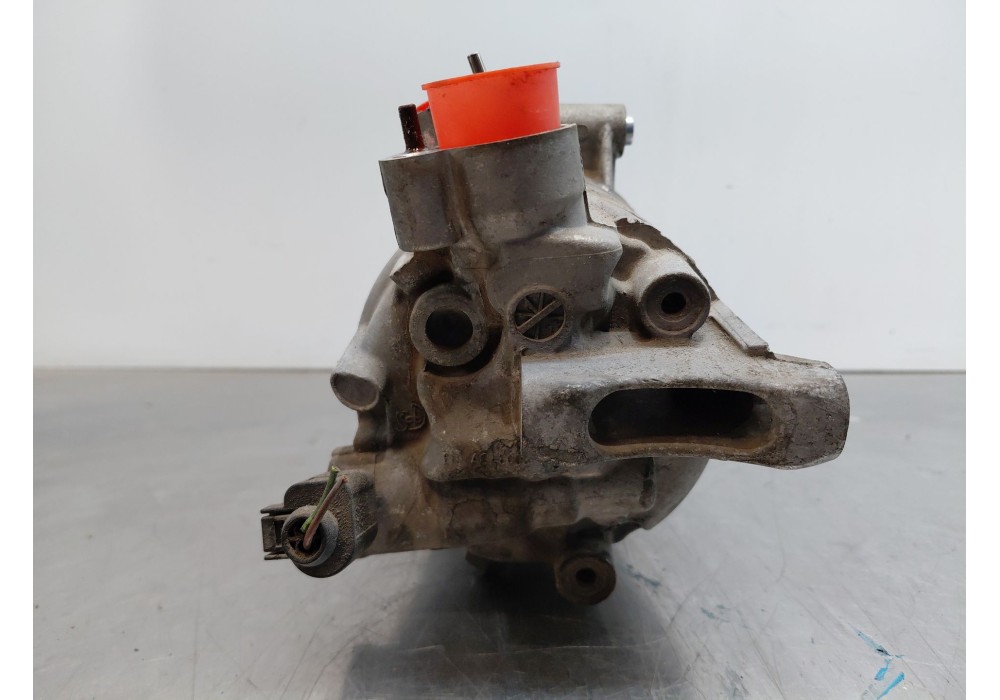 Recambio de compresor aire acondicionado para seat ibiza iv (6j5, 6p1) 1.4 tdi referencia OEM IAM 5Q0820803D  