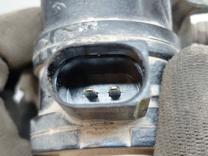 Recambio de pinza freno trasera derecha para hyundai kona hybrid referencia OEM IAM 58230CM100 G358237700 
