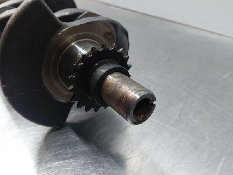 Recambio de cigueñal para dacia sandero essential referencia OEM IAM 122011649R 122013988R 