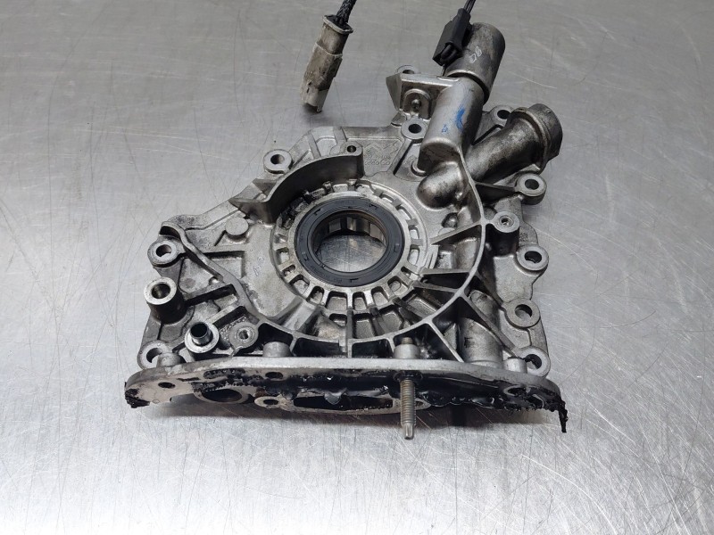 Recambio de bomba aceite para peugeot 5008 allure referencia OEM IAM   