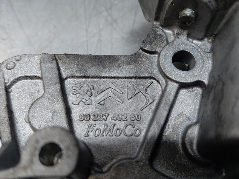 Recambio de bomba aceite para peugeot 5008 allure referencia OEM IAM   