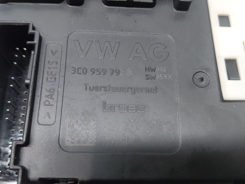 Recambio de motor elevalunas delantero derecho para seat leon (1p1) 1.6 tdi referencia OEM IAM   
