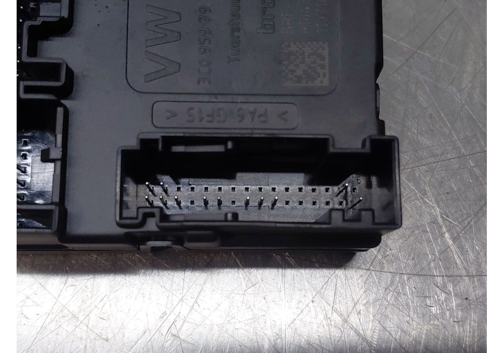 Recambio de motor elevalunas delantero derecho para seat leon (1p1) 1.6 tdi referencia OEM IAM   