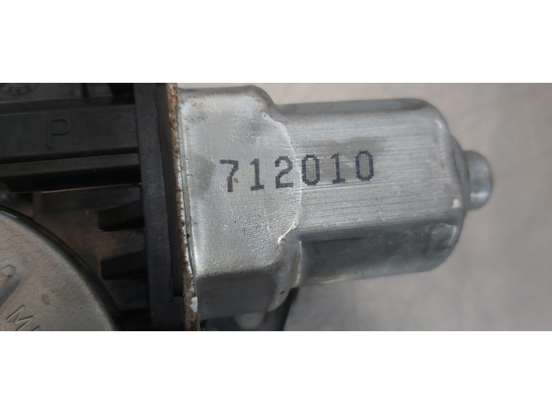 Recambio de elevalunas delantero derecho para citroen c-crosser exclusive referencia OEM IAM 9222CS   Recambio de elevalunas delantero derecho para citroen c-crosser exclusive referencia OEM IAM 9222CS