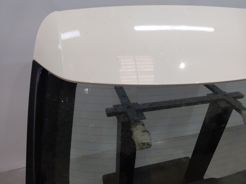 Recambio de porton trasero para audi q3 (8ub, 8ug) 2.0 tdi referencia OEM IAM 8U0827025B  