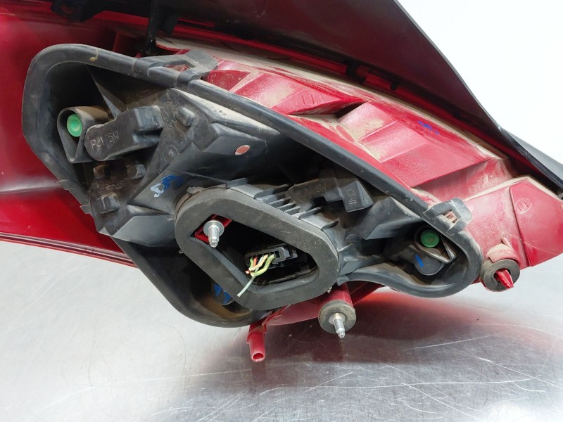 Recambio de piloto trasero derecho para peugeot 308 i (4a_, 4c_) 1.6 hdi referencia OEM IAM 6351CV  